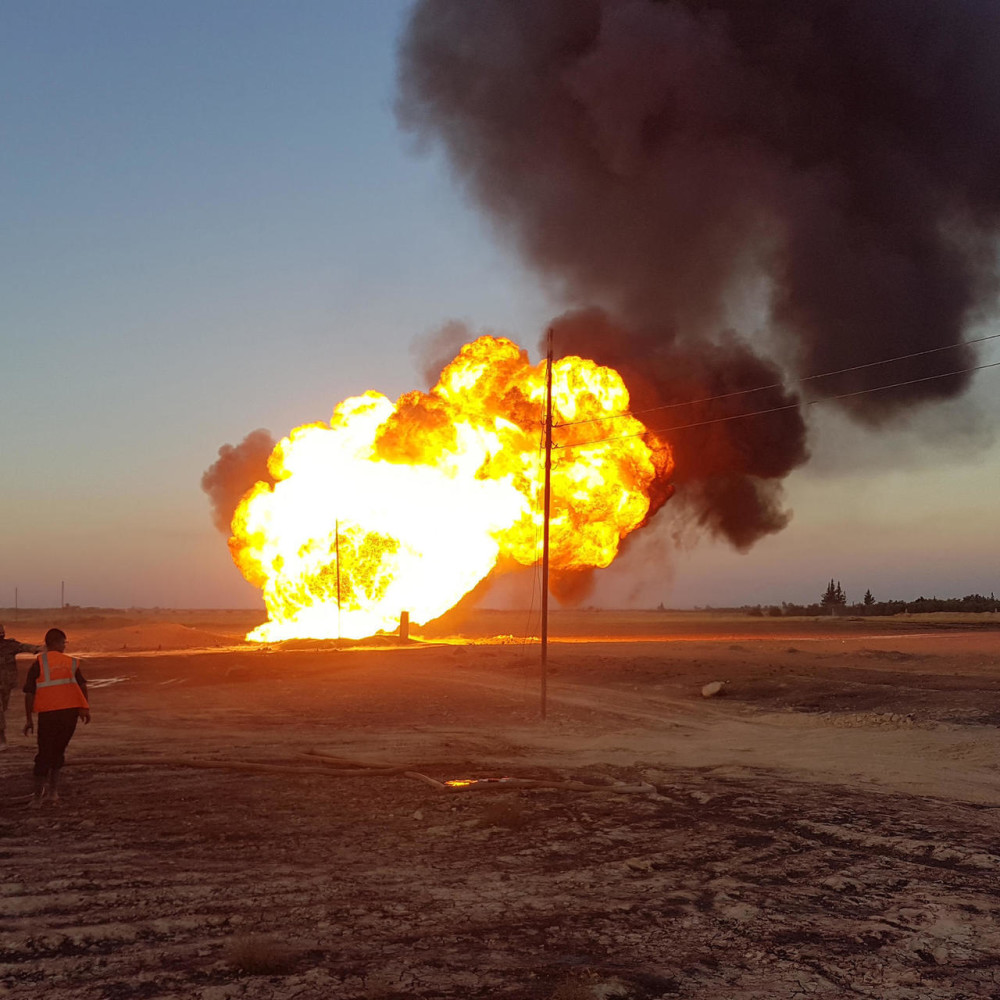 伊朗輸油管爆炸事件引發安全關切，大批部隊緊急響應