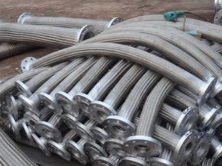 防爆輸油軟管 船用安全輸送的關(guān)鍵保障